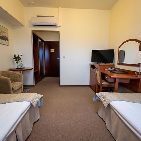 לסקו Hotel Szelcow מראה חיצוני תמונה