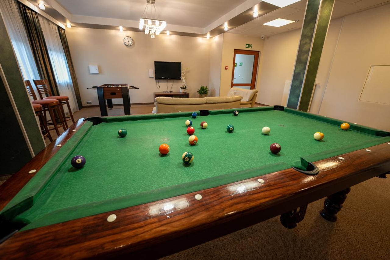 לסקו Hotel Szelcow מראה חיצוני תמונה