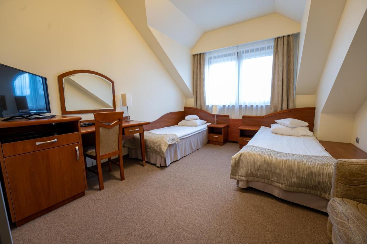 לסקו Hotel Szelcow מראה חיצוני תמונה