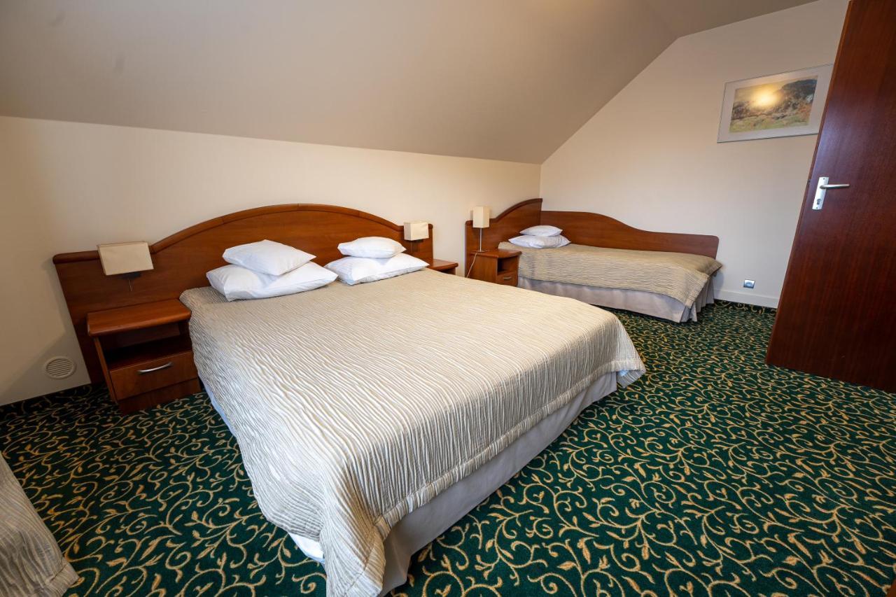 לסקו Hotel Szelcow מראה חיצוני תמונה