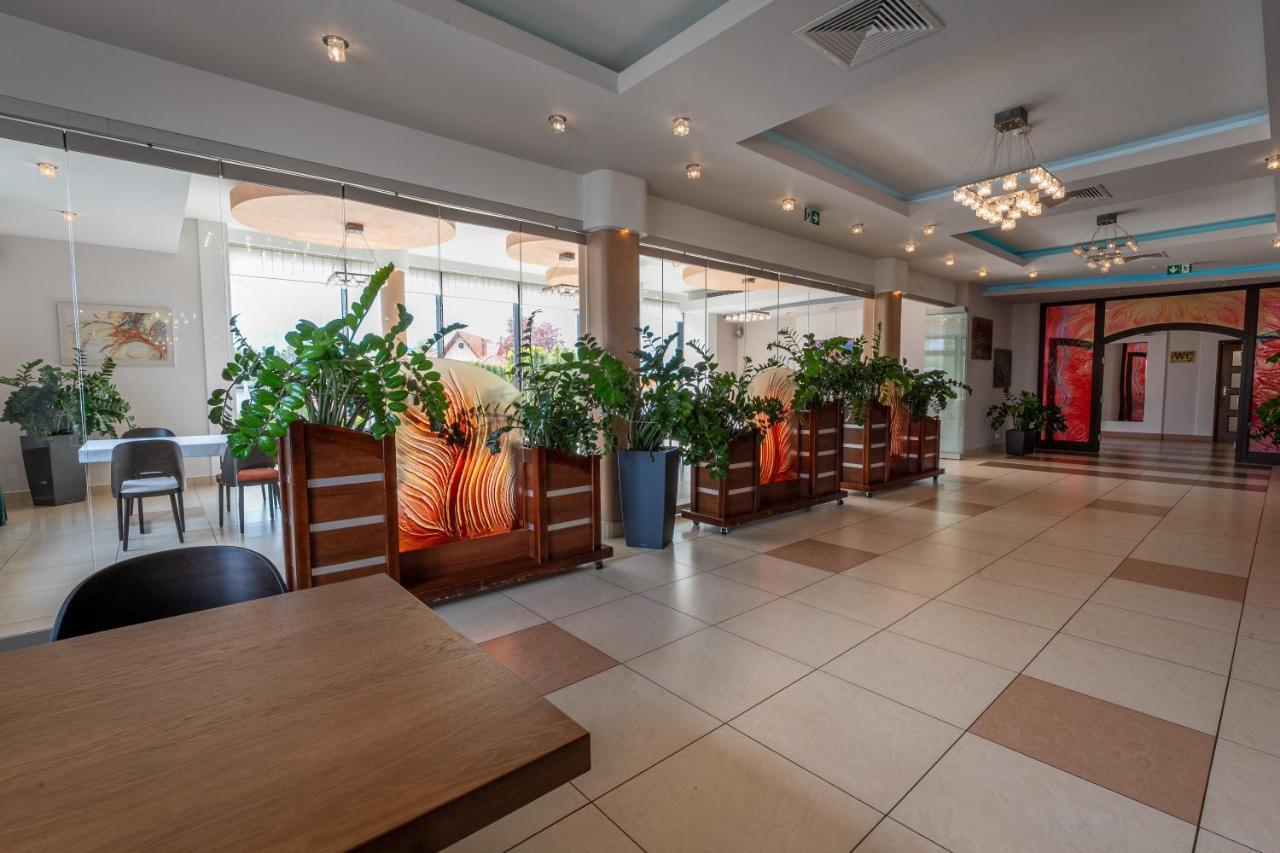 לסקו Hotel Szelcow מראה חיצוני תמונה