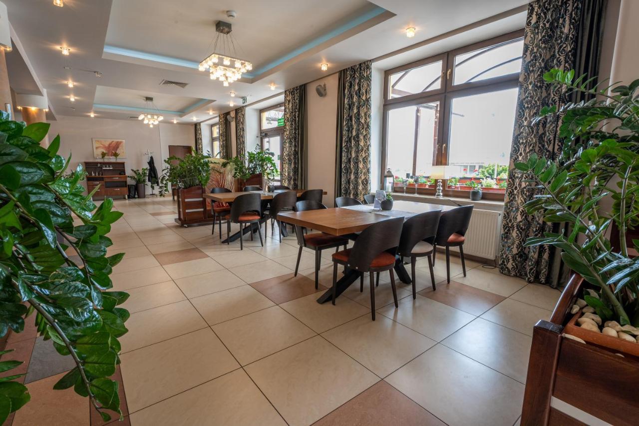 לסקו Hotel Szelcow מראה חיצוני תמונה