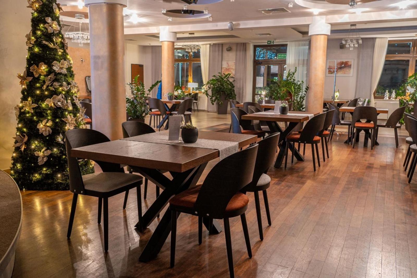 לסקו Hotel Szelcow מראה חיצוני תמונה